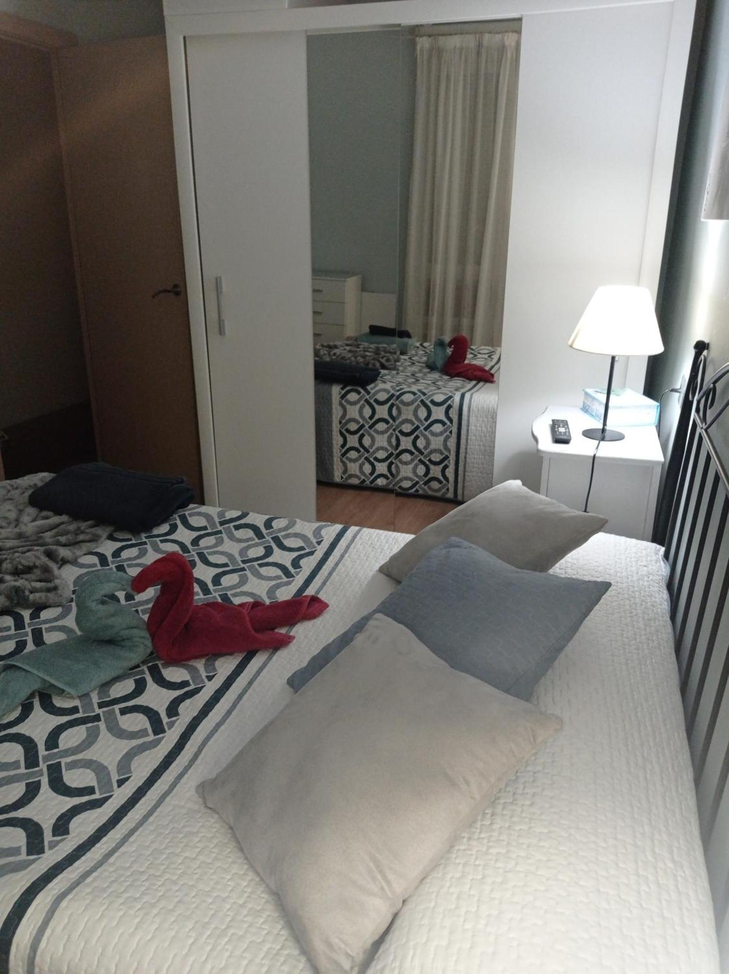 Gonzalo De Berceo 15 " Calidad-Sobrio" And " Free Private Parking " Apartment Logrono Room photo
